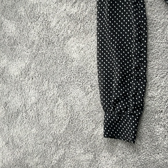 Polka dot press blouse - Picture 6 of 6